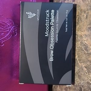 Moodstruck brow obsession palette Brunette